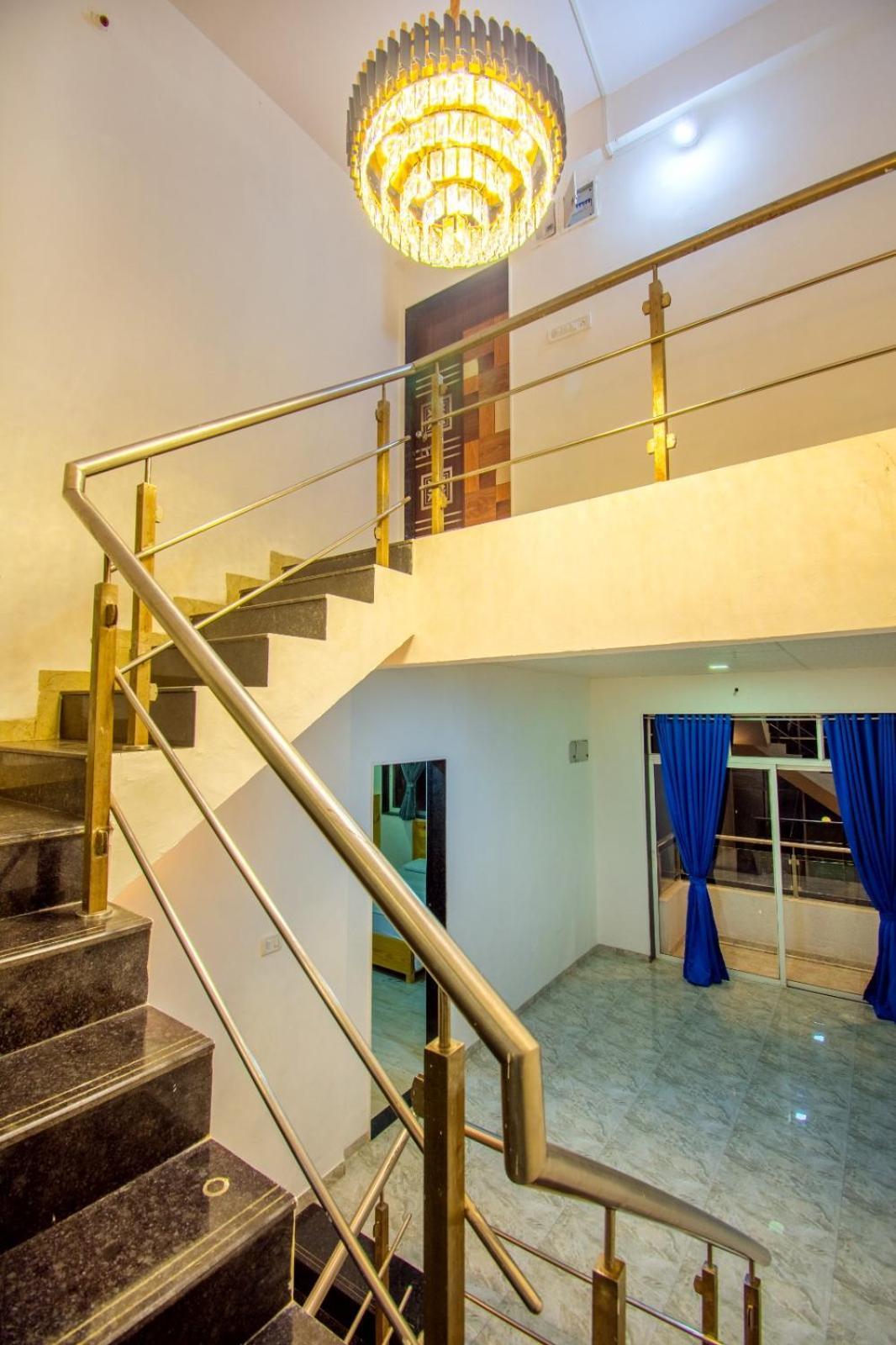Empyrean Stay Ll 6Bhk Ll Royal Bramha Palace Ll Pvt Pool Ll Lonavala Eksteriør bilde