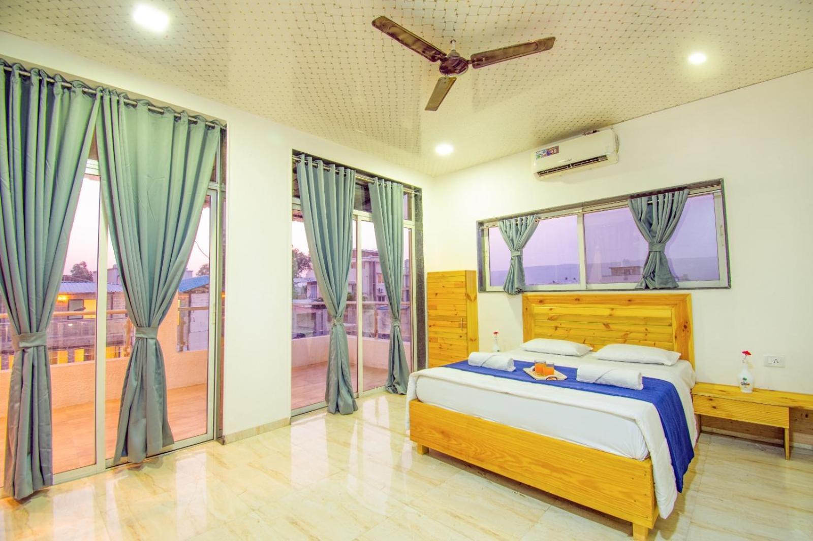 Empyrean Stay Ll 6Bhk Ll Royal Bramha Palace Ll Pvt Pool Ll Lonavala Eksteriør bilde